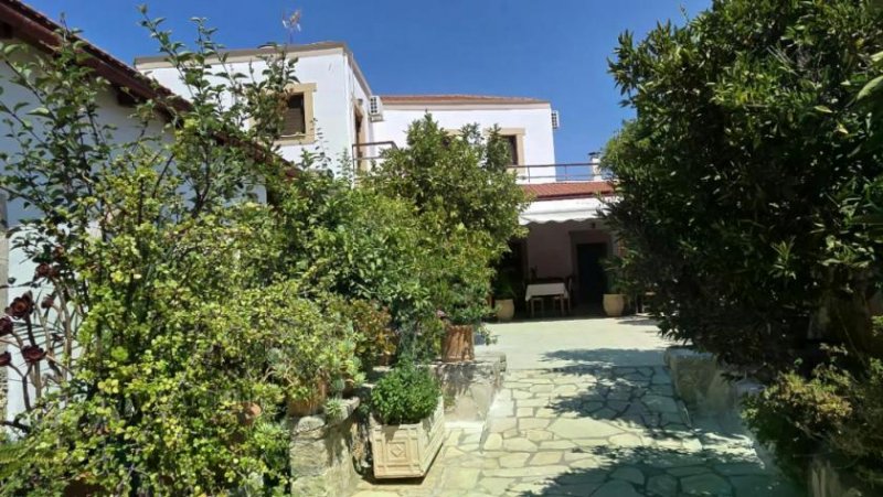 Vori Traditionelles Maisonette-Haus in Vori/Kreta – auch als Taverne nutzbar Haus kaufen